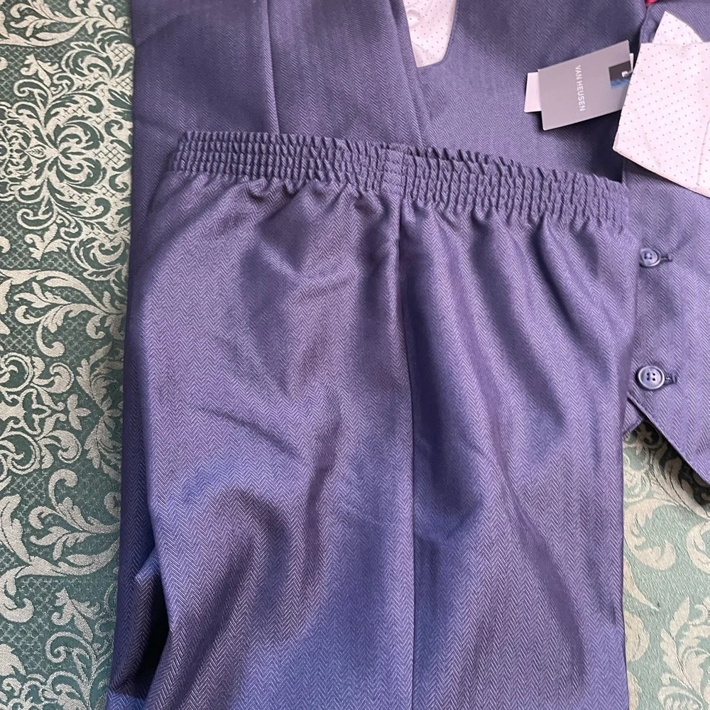 NWT 12 Van Heusen dark grey 4pc suit Vest dress shirt pants tie christmas formal - Picture 4 of 11